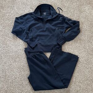 SET    Old Navy Active Dynamic Fleece quarter zip and wide leg pants Dusk Navy